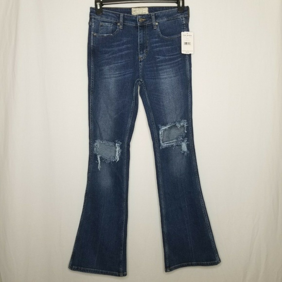 Free People Jeans Authentic Flare Destroyed Jeans - Picture 8 of 8